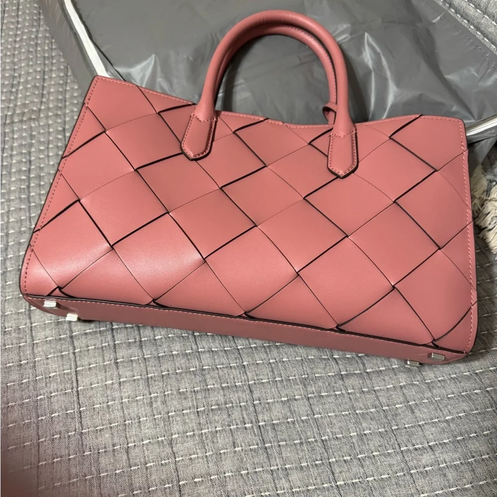 Michael Kors Rose Satchel - Picture 2 of 7